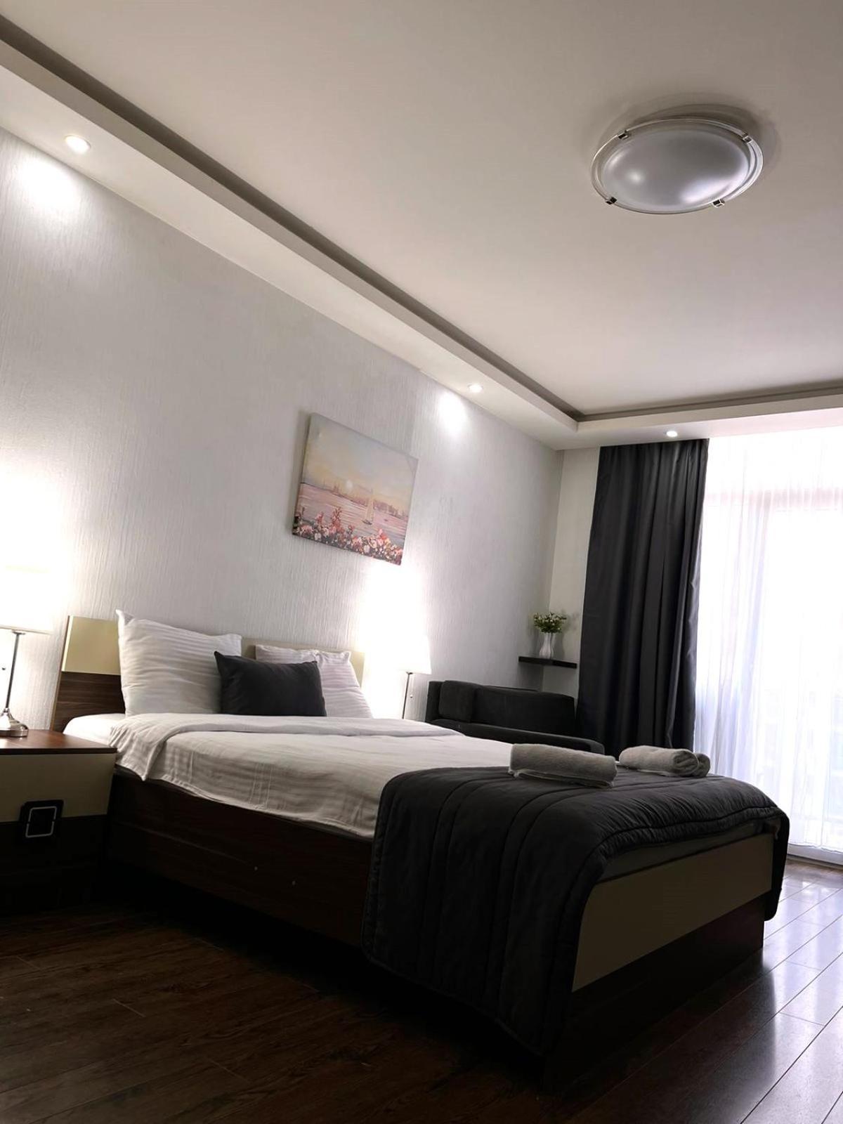 Aparthotel Holiday Lux Batumi Exterior foto